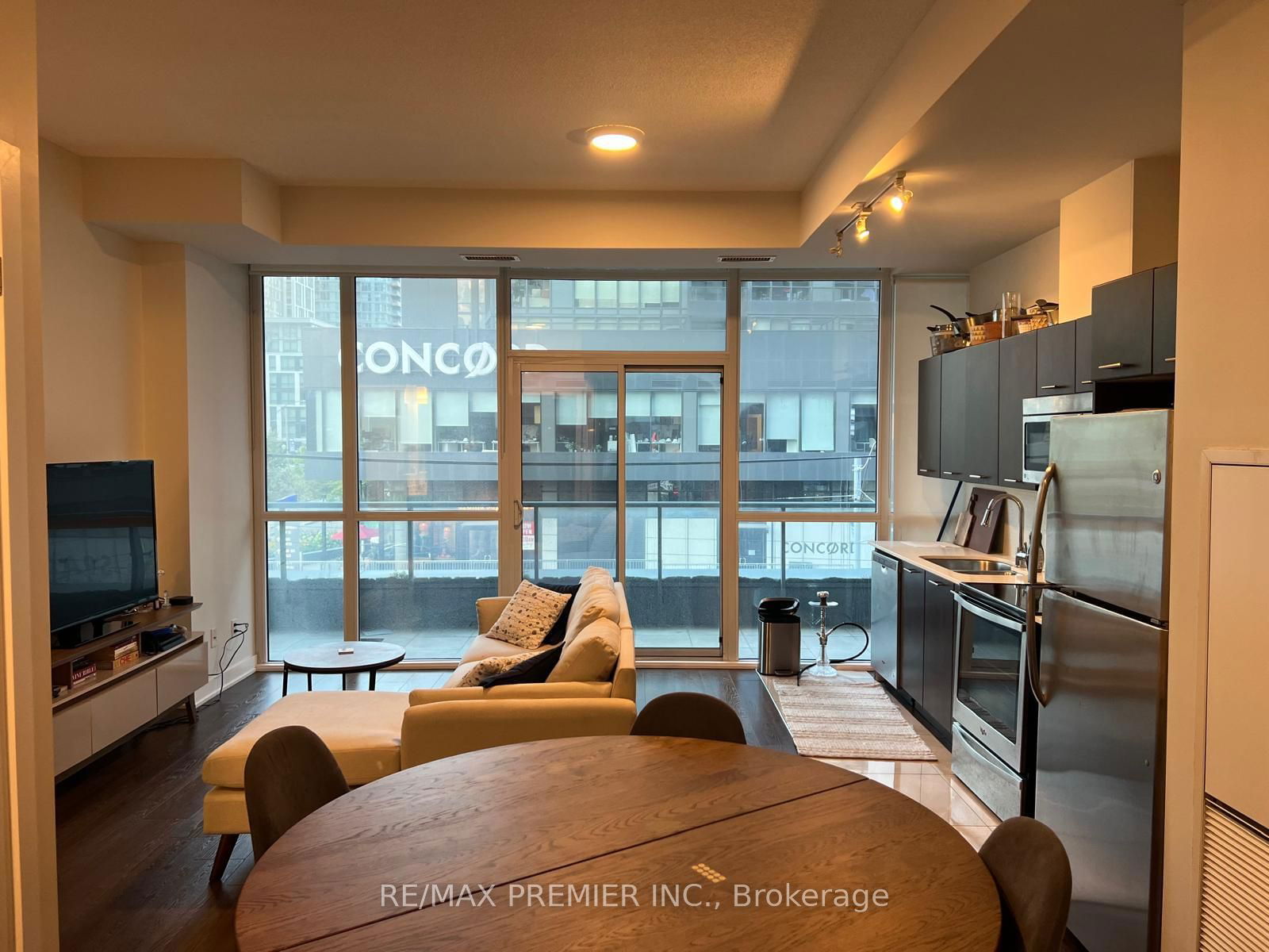 169 Fort York Blvd, unit 203 for rent