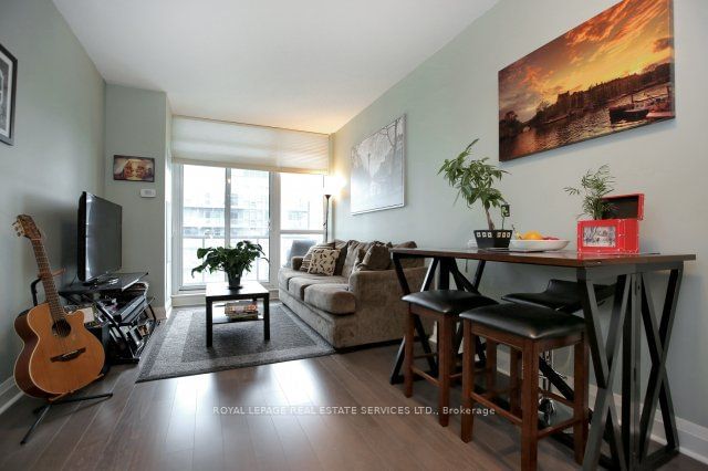 1185 The Queensway, unit 1021 for rent