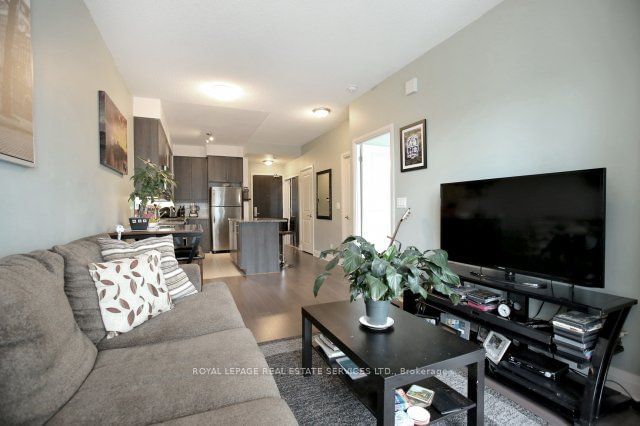 1185 The Queensway, unit 1021 for rent