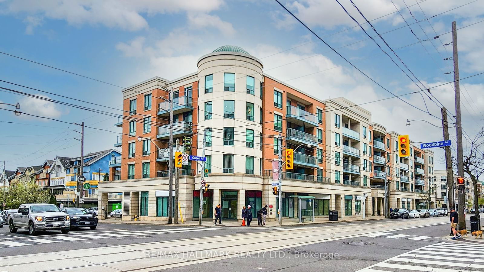 1863 Queen St E, unit 506 for sale