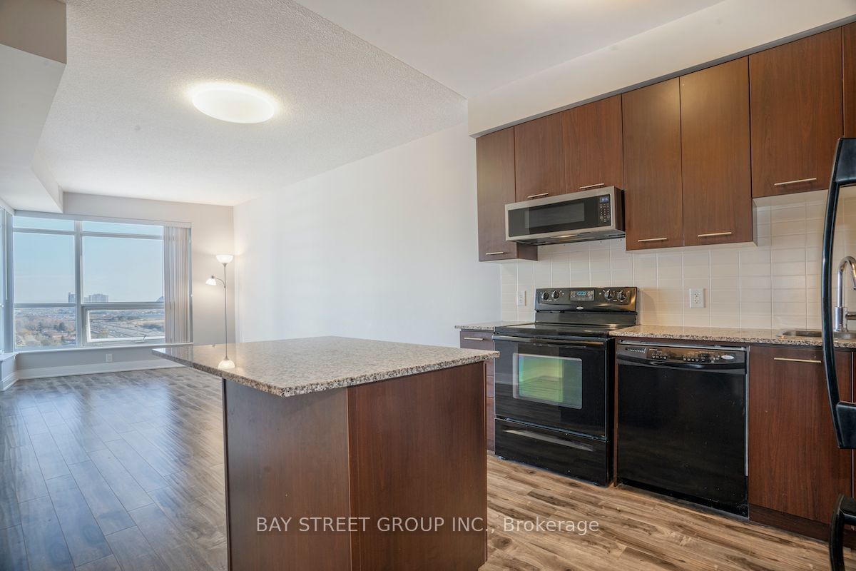 125 Village Green Sq, unit 2202 for rent