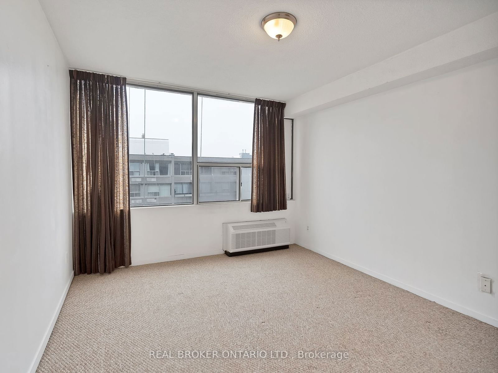 55 William St E, unit 701 for rent