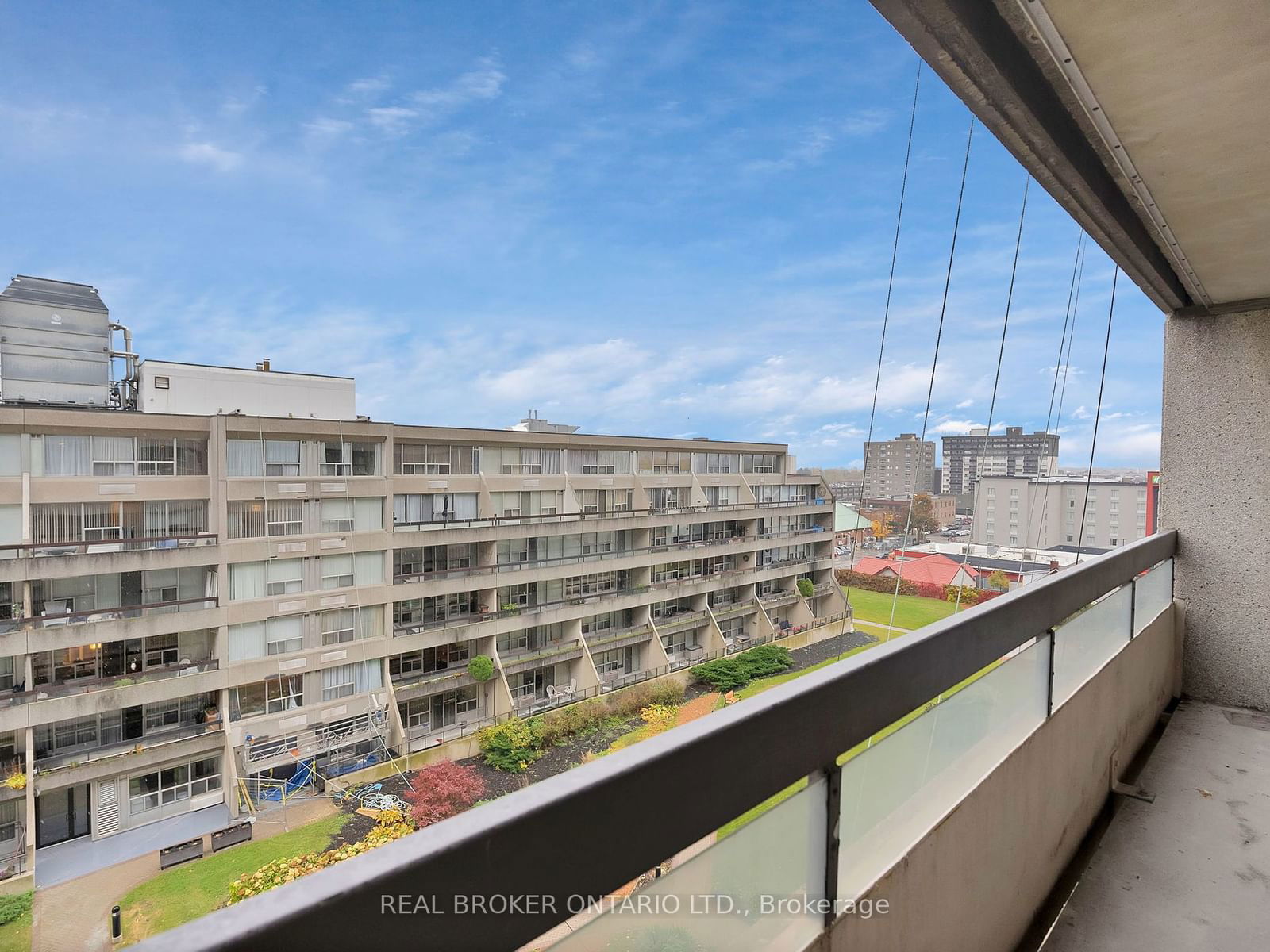 55 William St E, unit 701 for rent