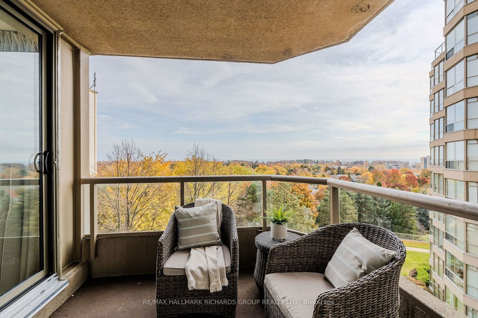 20 Guildwood Pkwy, unit 605 for sale