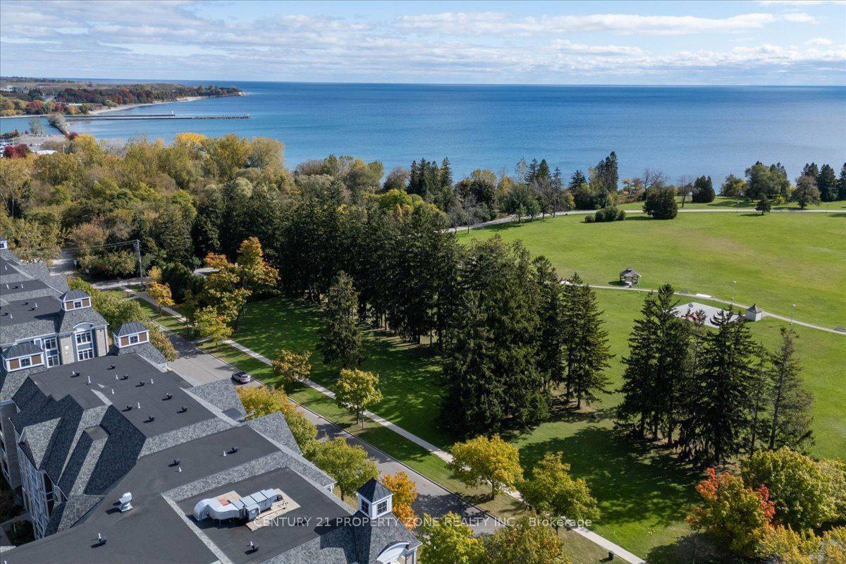 Harbourside Condos, Whitby, Toronto