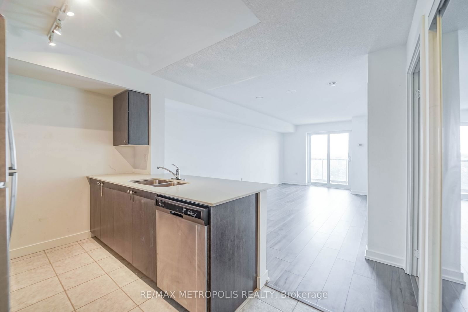 1346 Danforth Rd, unit 610 for rent