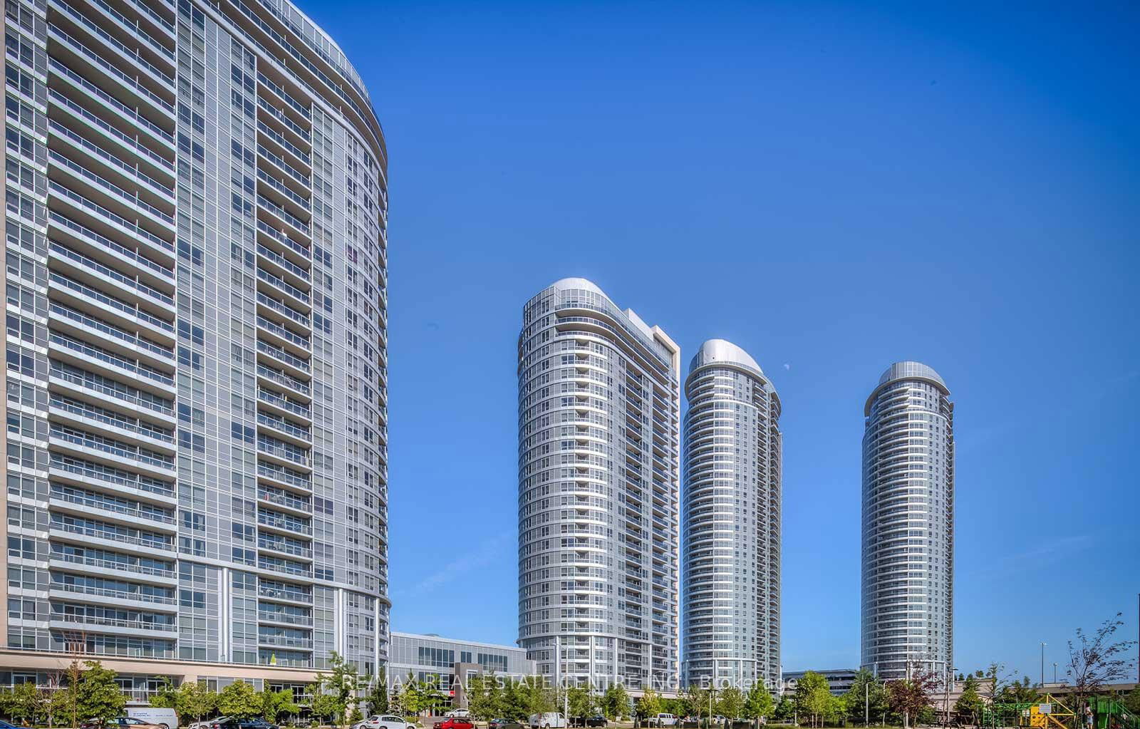 181 Village Green Sq, unit 2219 for sale