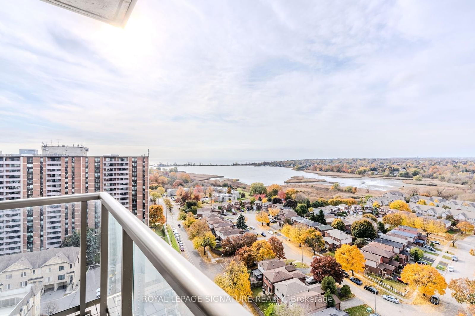 1215 Bayly St, unit PH206 for rent