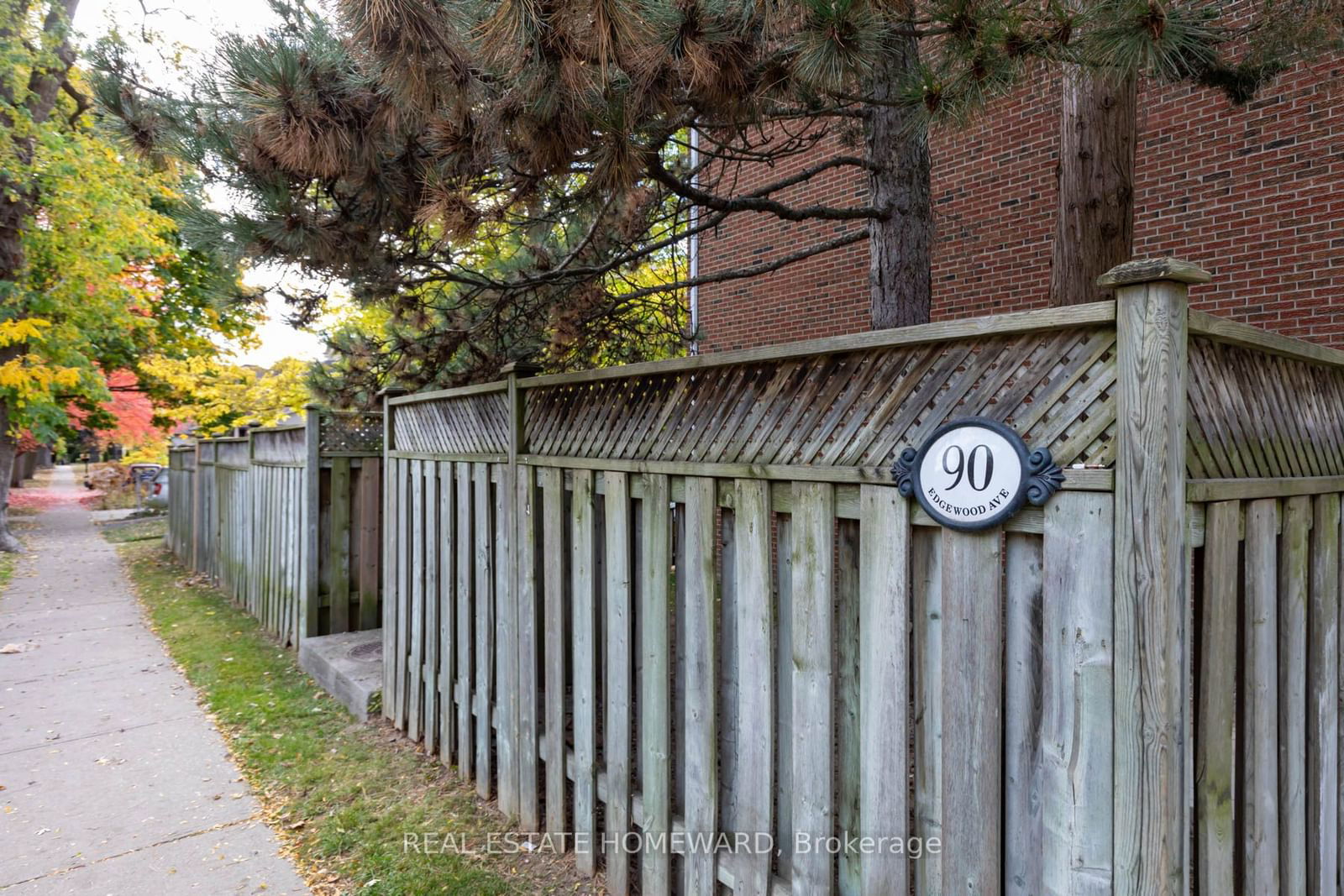 90 Edgewood Townhomes, East End, Toronto