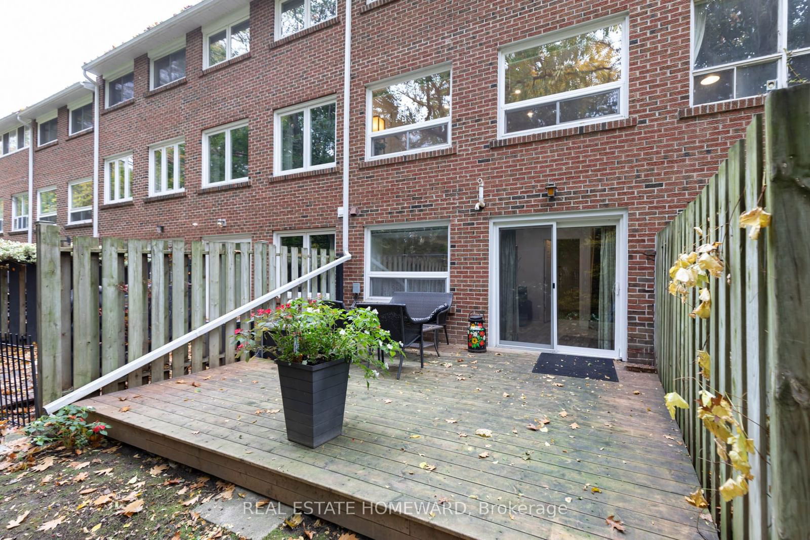 90 Edgewood Townhomes, East End, Toronto