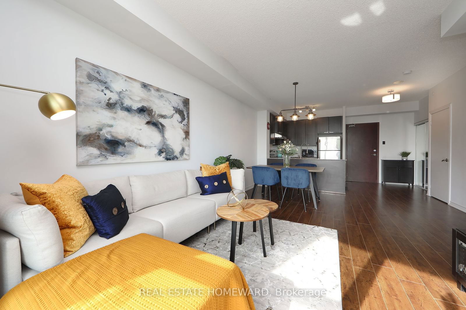 1328 Birchmount Rd, unit 1701 for sale