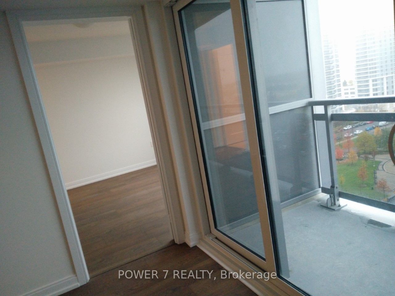 275 Village Green Sq, unit 1224 for rent