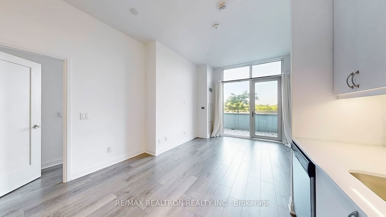 3220 Sheppard Ave E, unit 107 for rent