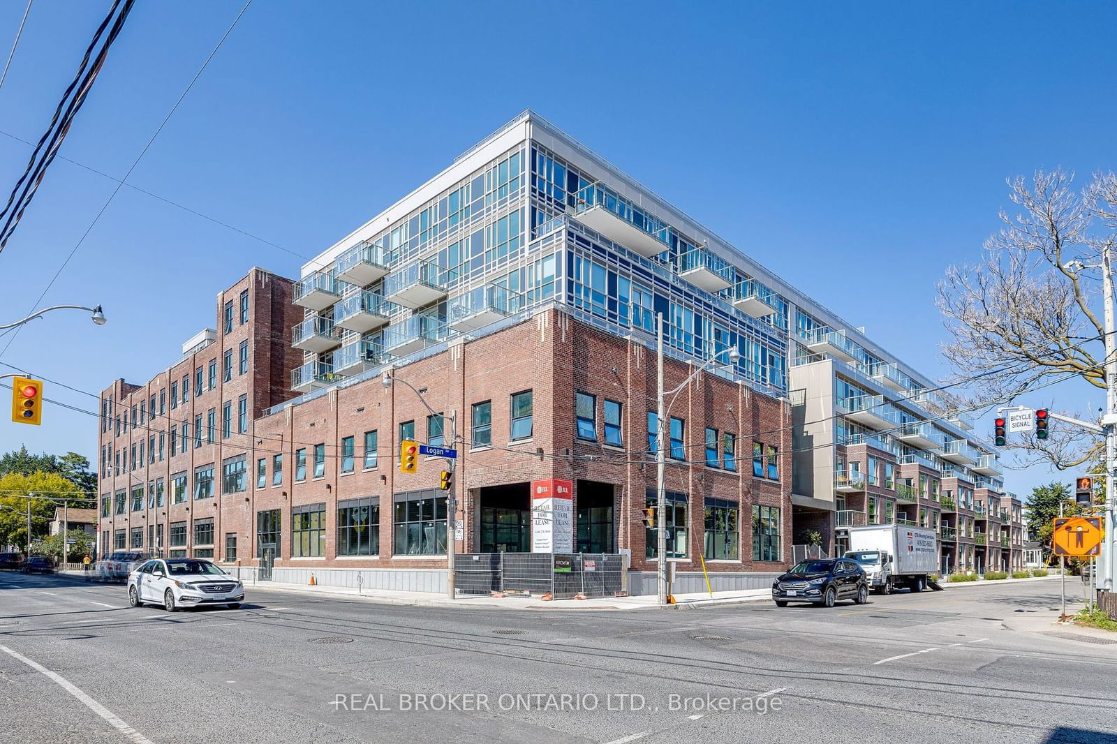 150 Logan Ave, unit 725 for rent