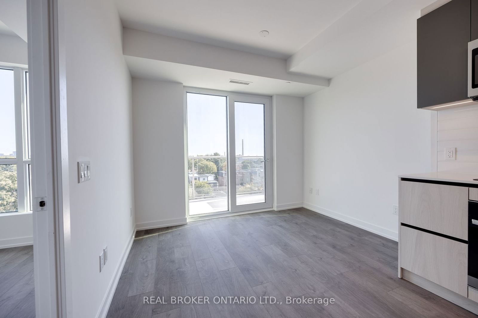 150 Logan Ave, unit 725 for rent