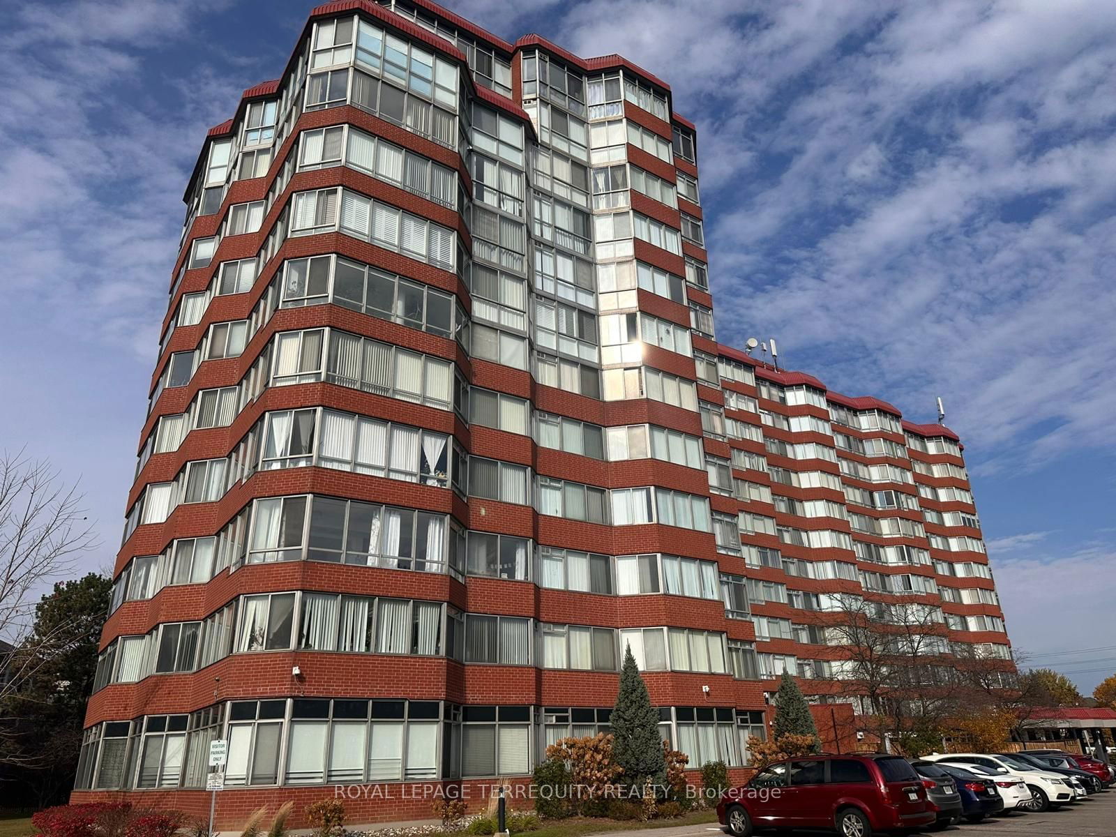 11753 Sheppard Ave, unit 908 for rent