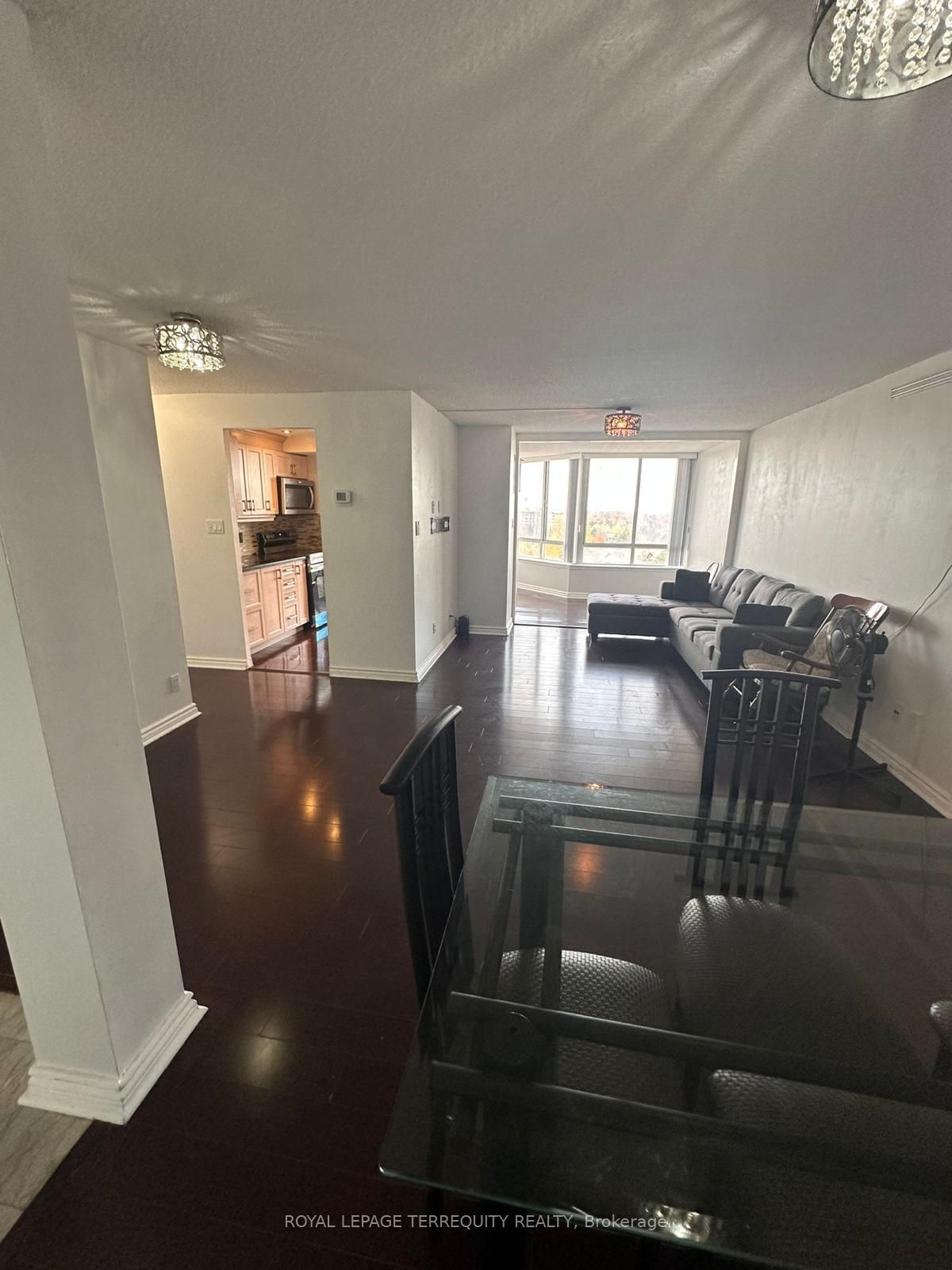 11753 Sheppard Ave, unit 908 for rent