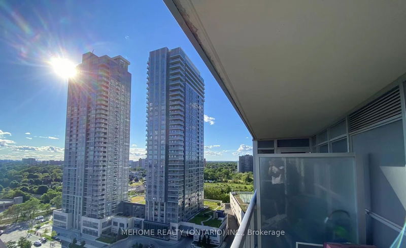 181 Village Green Sq, unit 1515 for rent