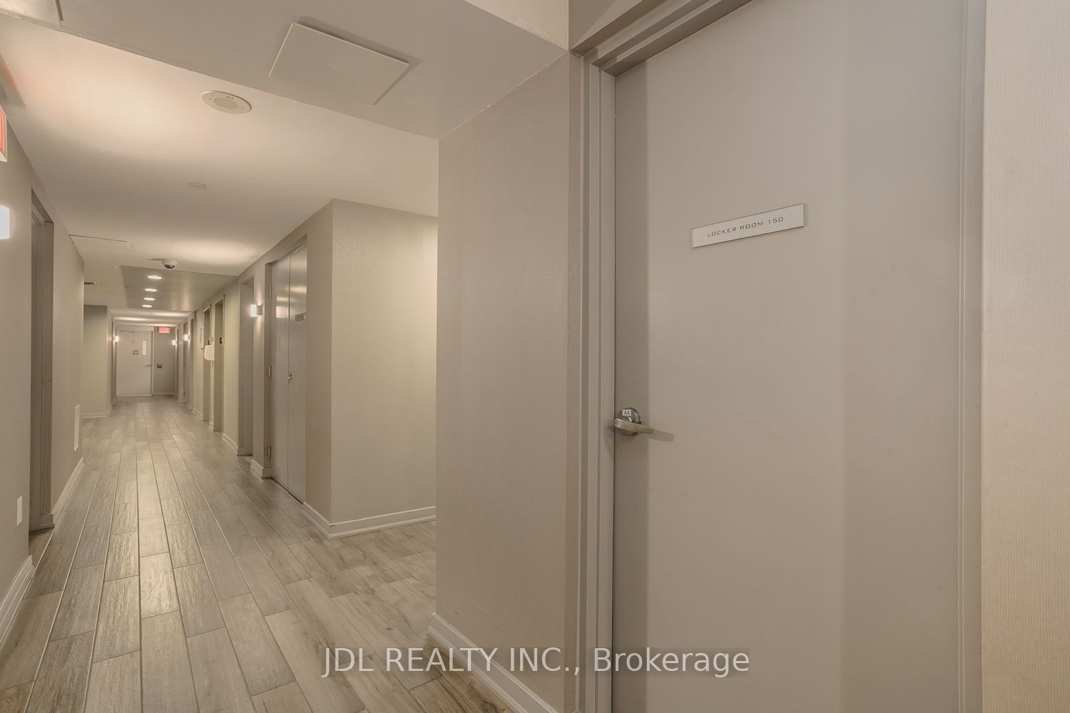 125 Village Green Sq, unit 3211 for sale