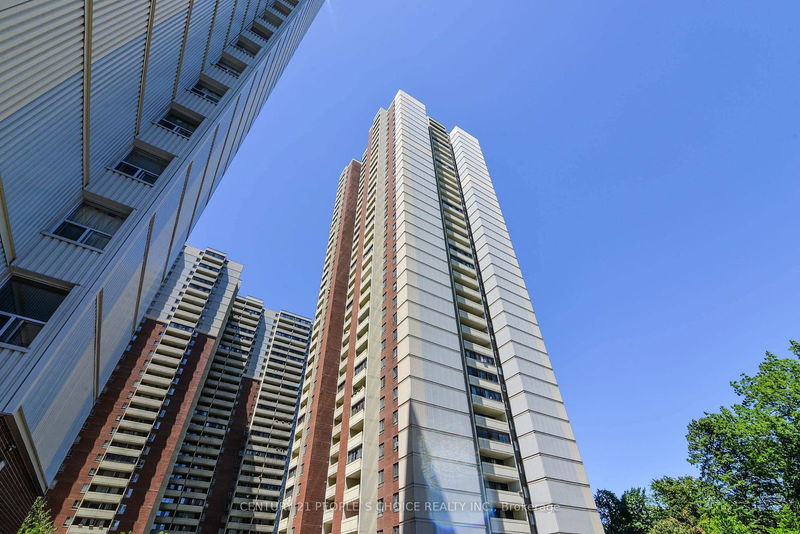 3 Massey Sq E, unit 602 for sale