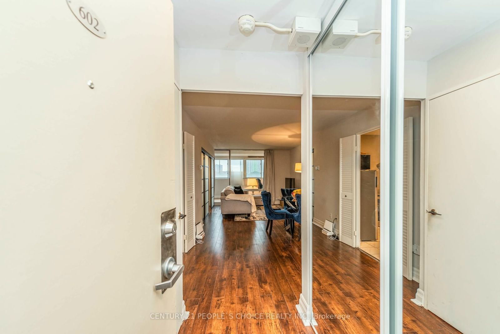 3 Massey Sq E, unit 602 for sale