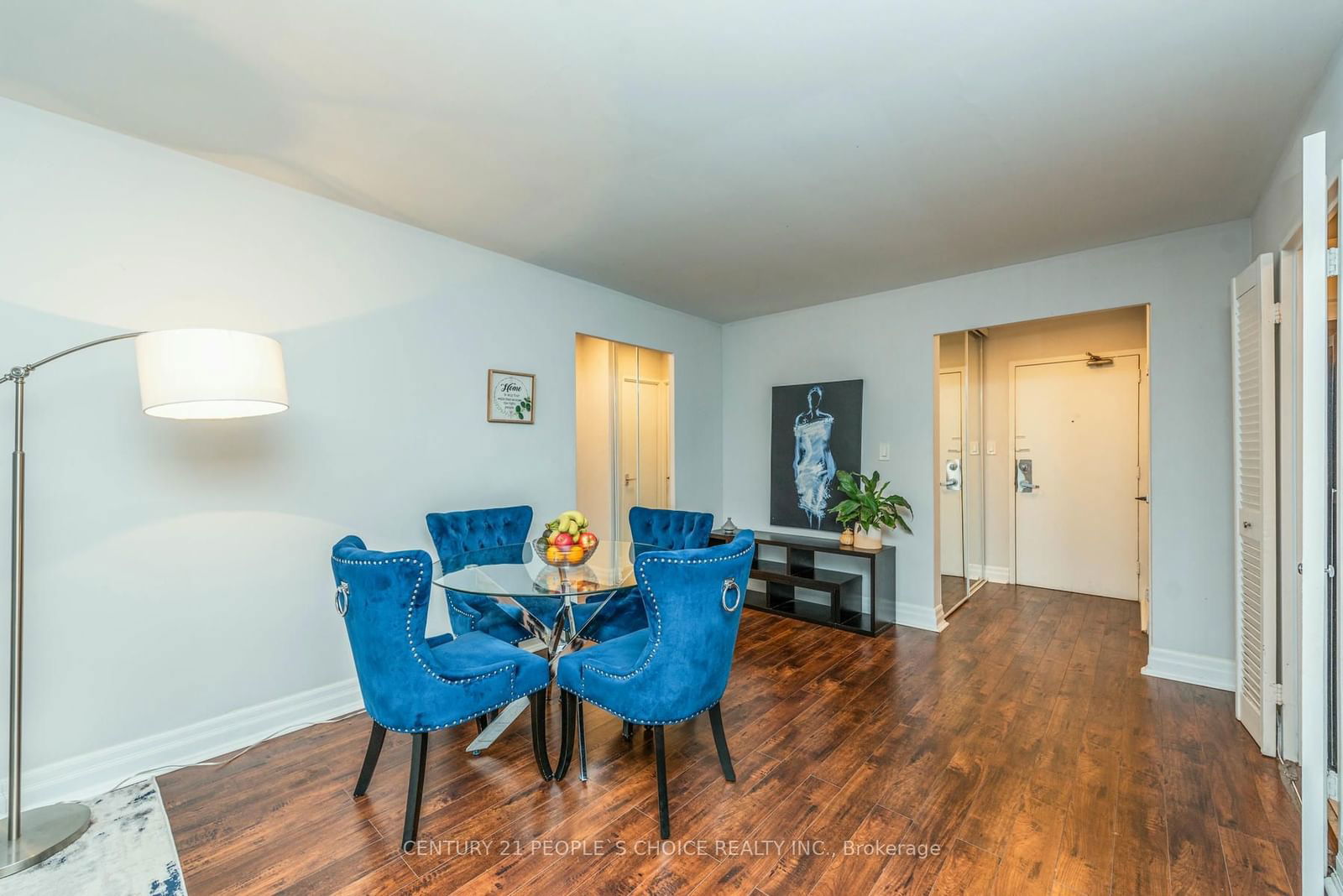 3 Massey Sq E, unit 602 for sale