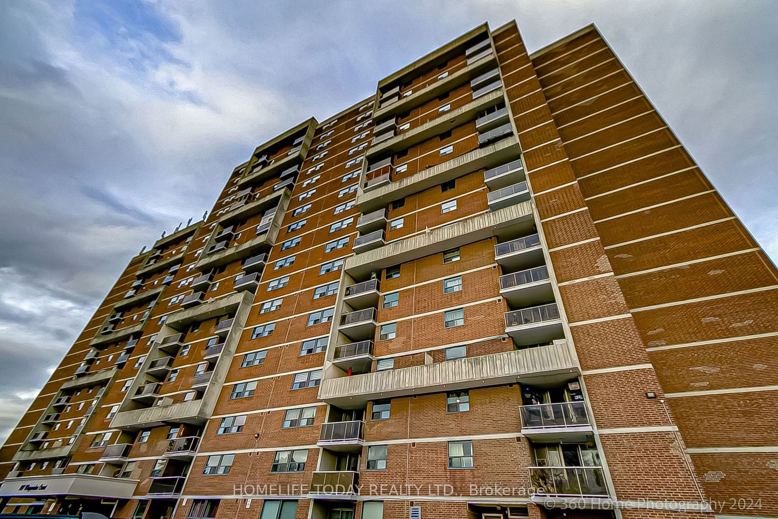 100 Wingarden Court Condominium, Scarborough, Toronto