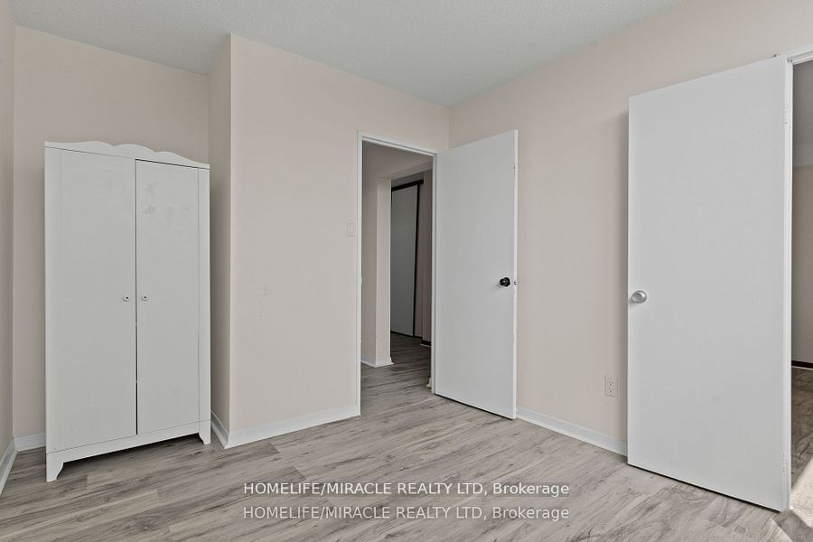 4091 Sheppard Ave, unit 806 for rent