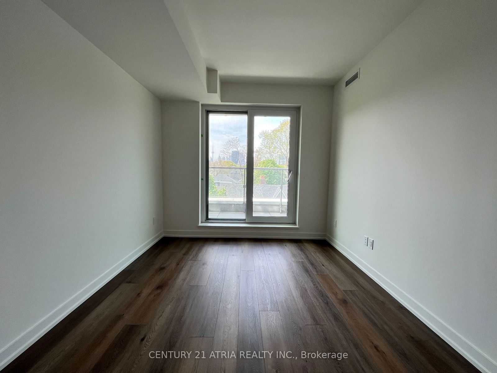 150 Logan Ave, unit 415 for rent