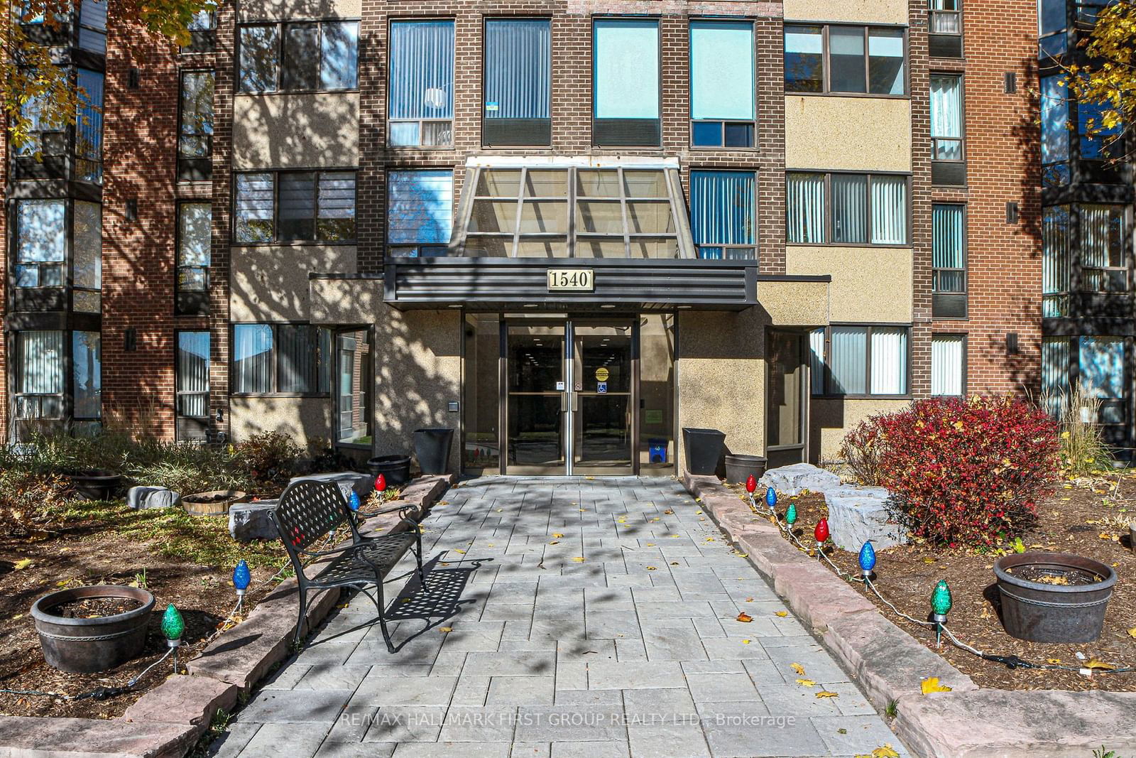 1540 Pickering Pkwy, unit 106 for sale