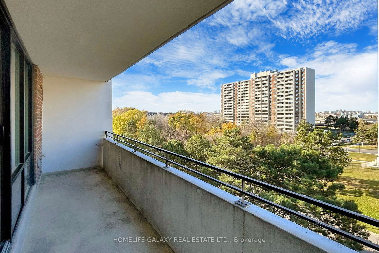 101 Prudential Dr, unit 608 for sale