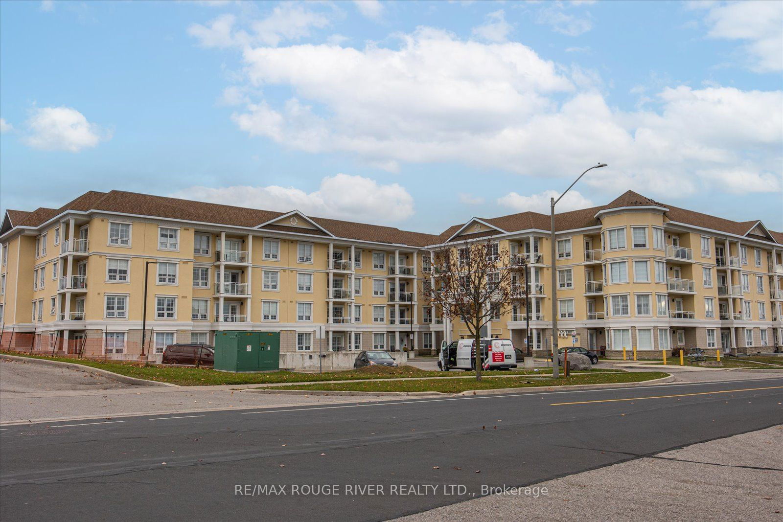 Brookhouse Gate Condos, Clarington, Toronto