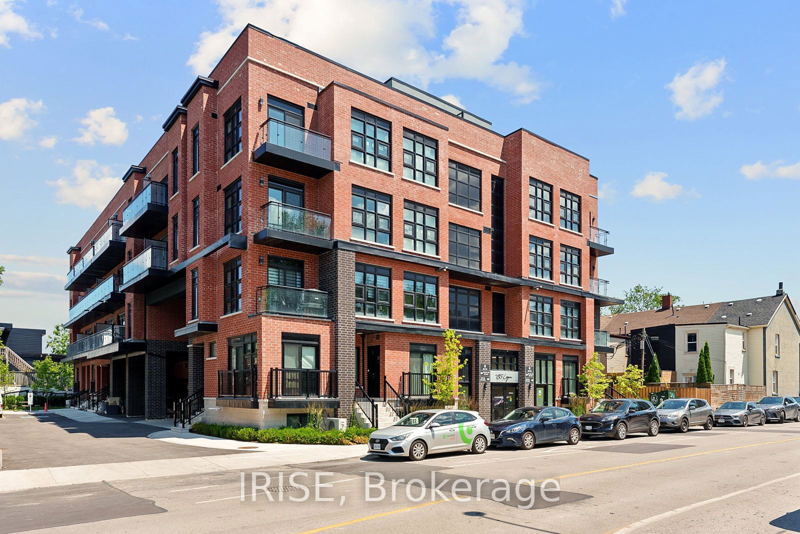 485 Logan Ave, unit 110 for sale