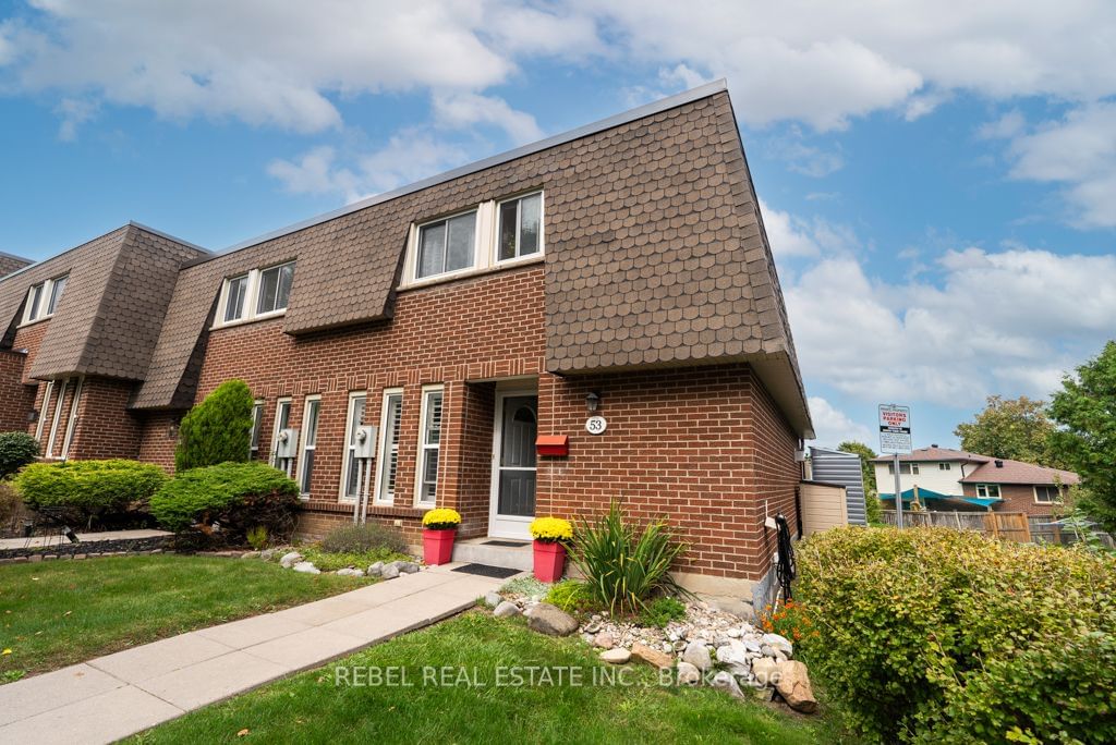 Deacon Lane Townhomes, Ajax, Toronto