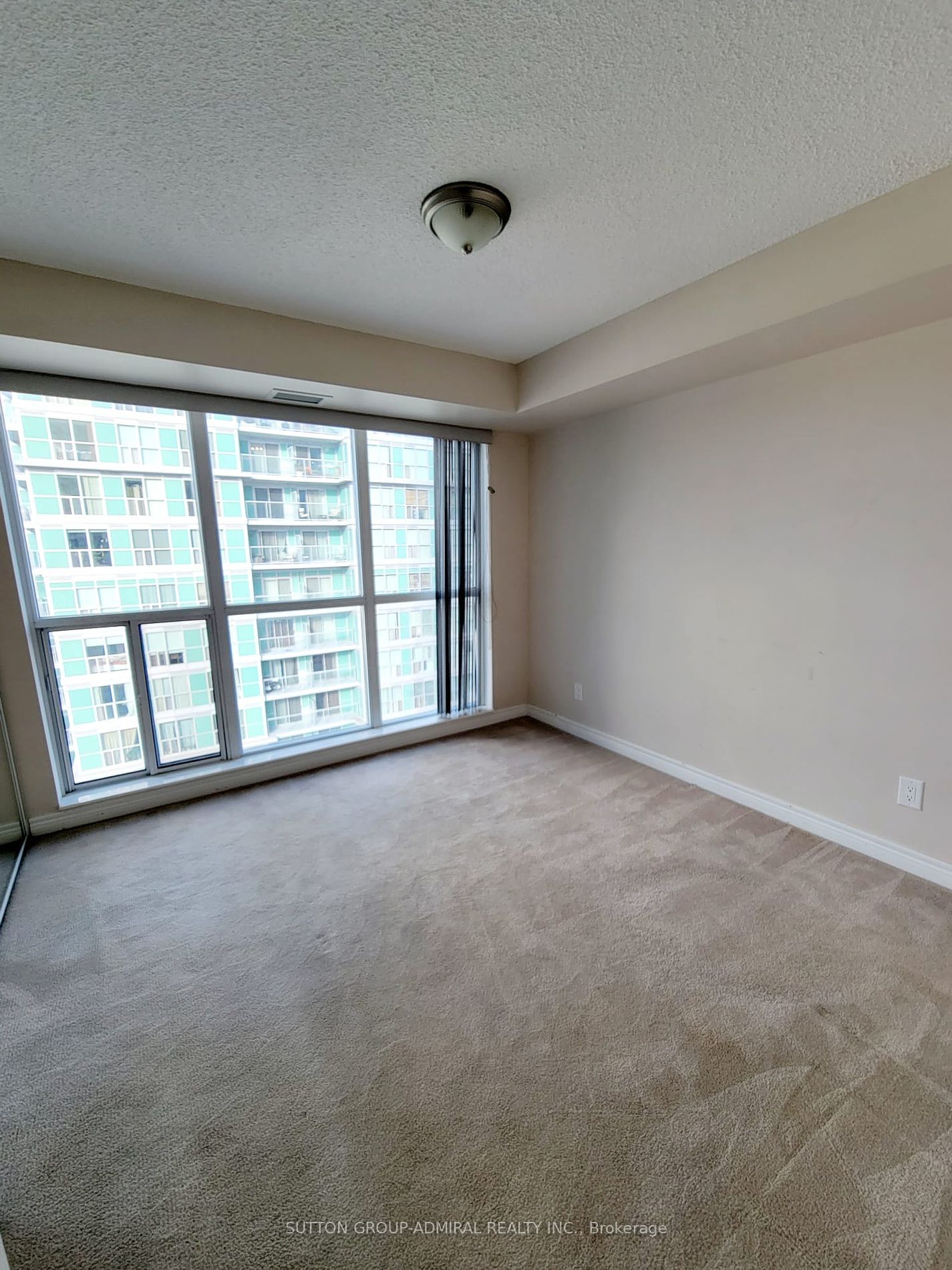 50 Town Centre Crt, unit 2604 for rent