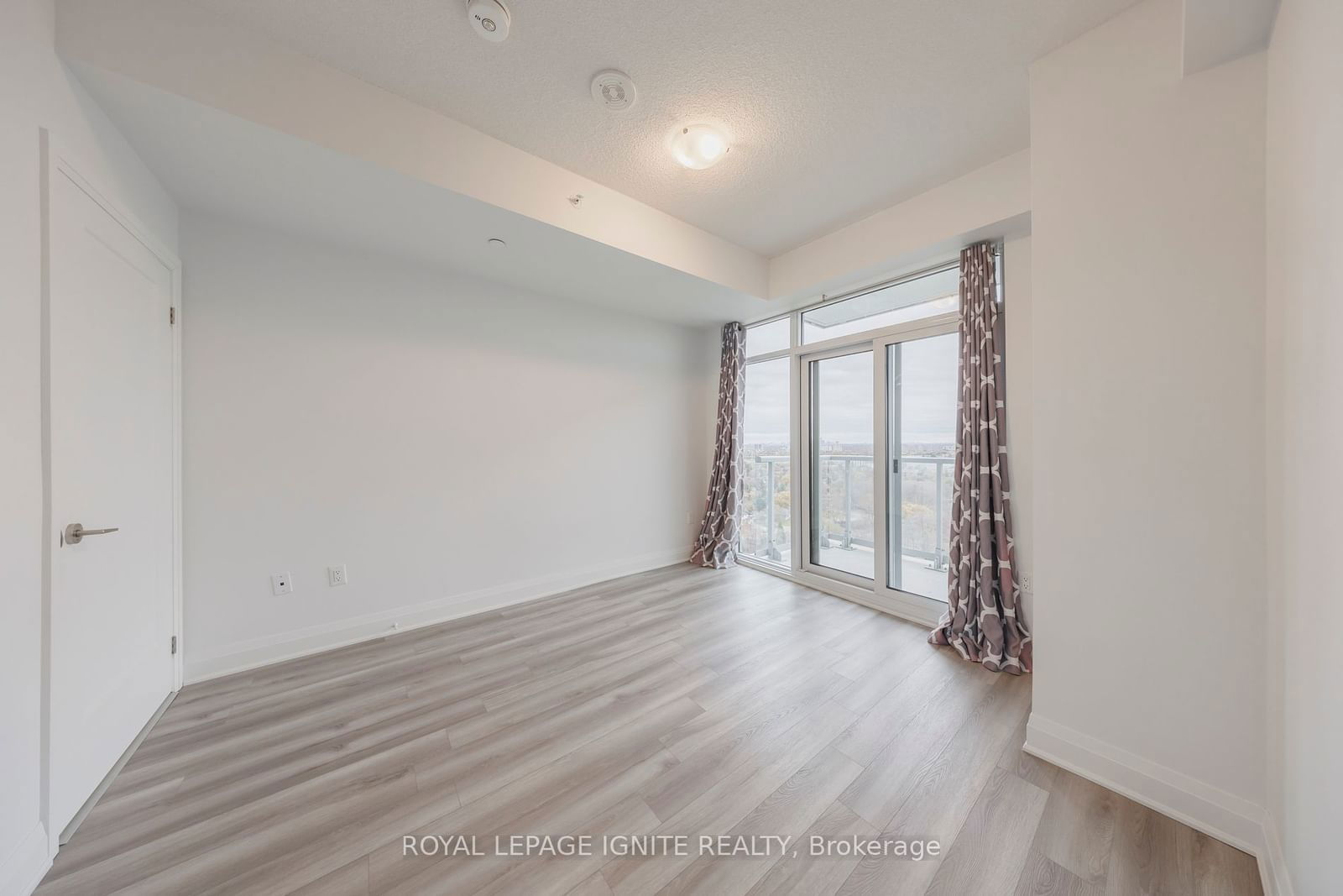 3220 Sheppard Ave E, unit 1710 for rent