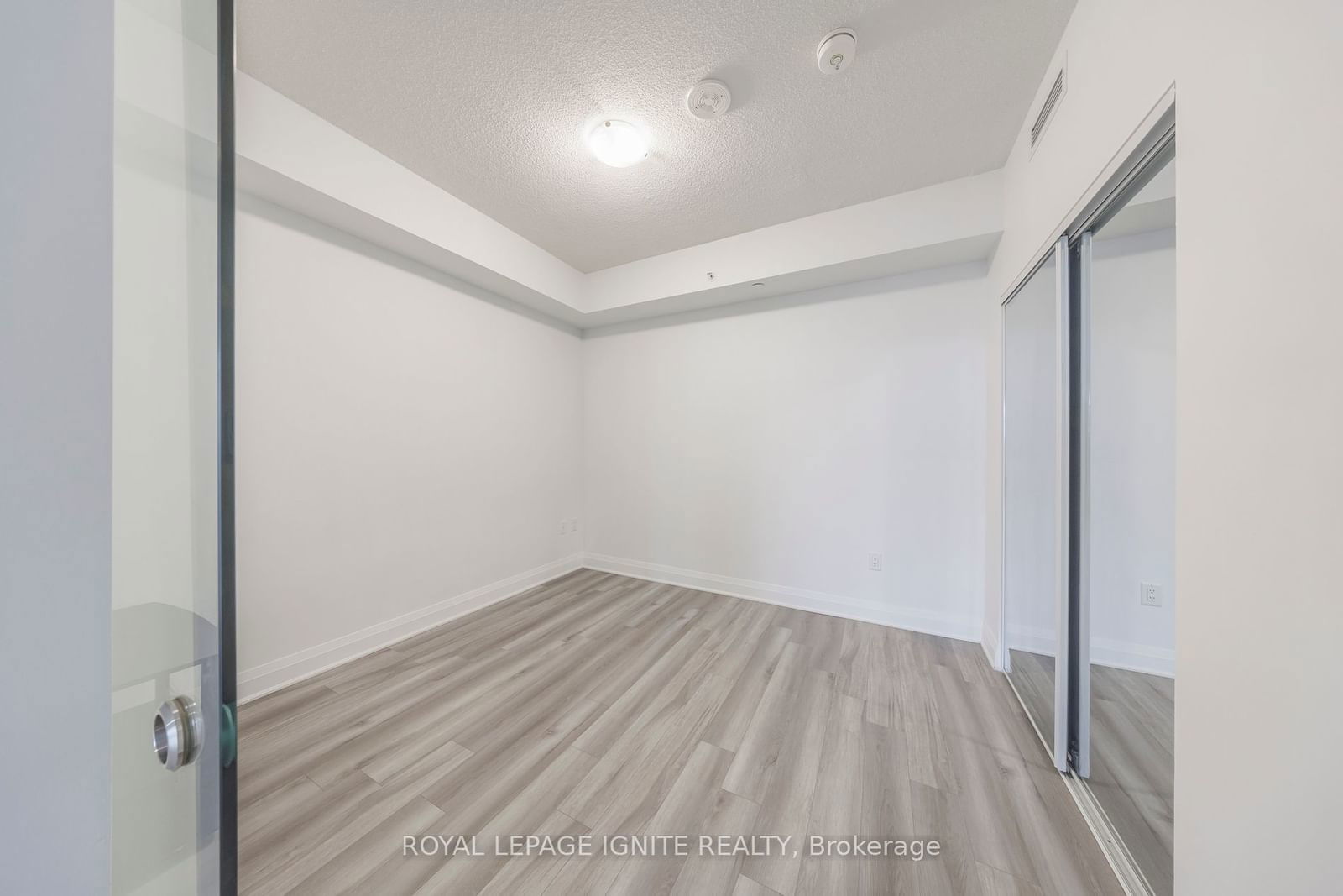 3220 Sheppard Ave E, unit 1710 for rent