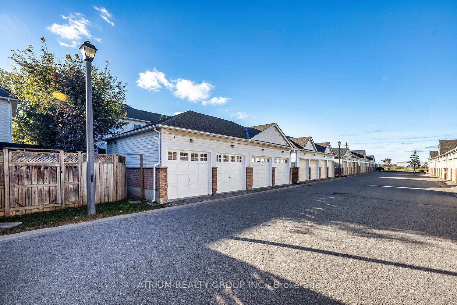 Bayside Gate Townhomes, Whitby, Toronto