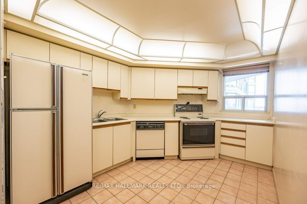 4725 Sheppard Ave E, unit 1717 for sale