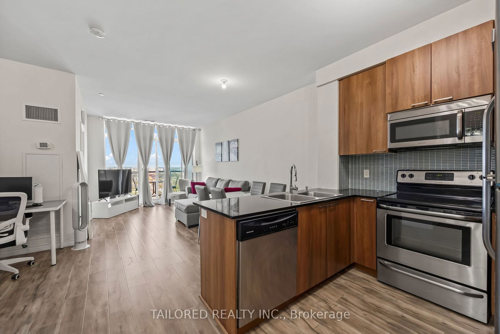 1328 Birchmount Rd, unit PH4 for sale