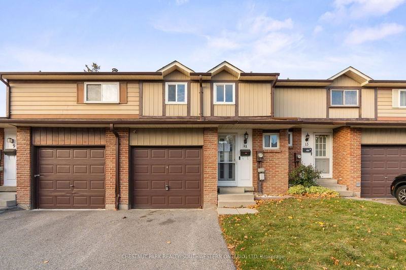 11 Parker Cres for sale 