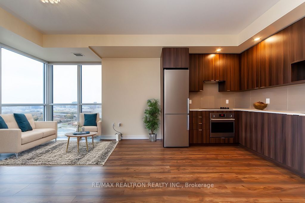 225 Village Green Sq, unit 2710 for sale