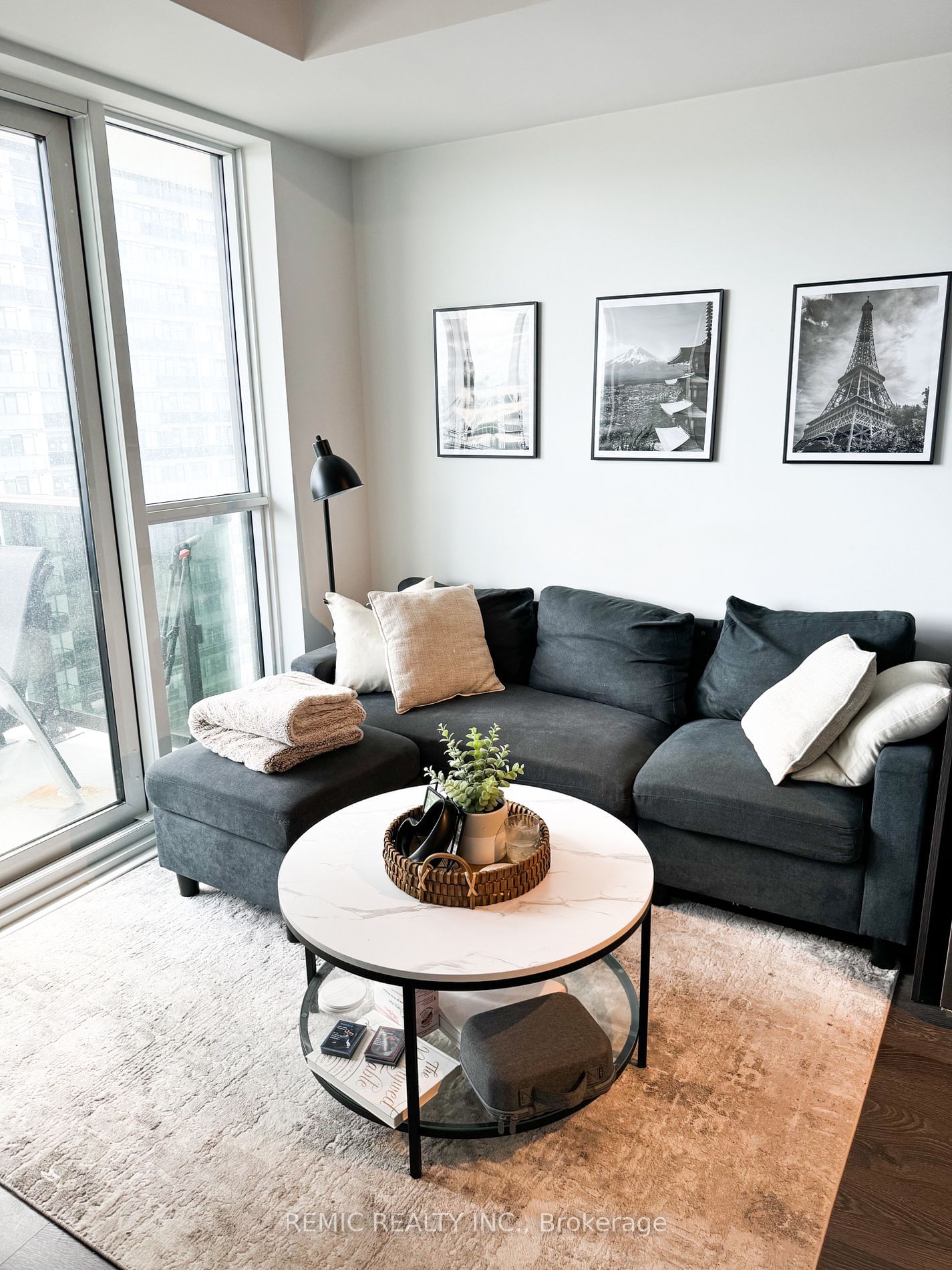 2550 simcoe St N, unit 1215 for sale