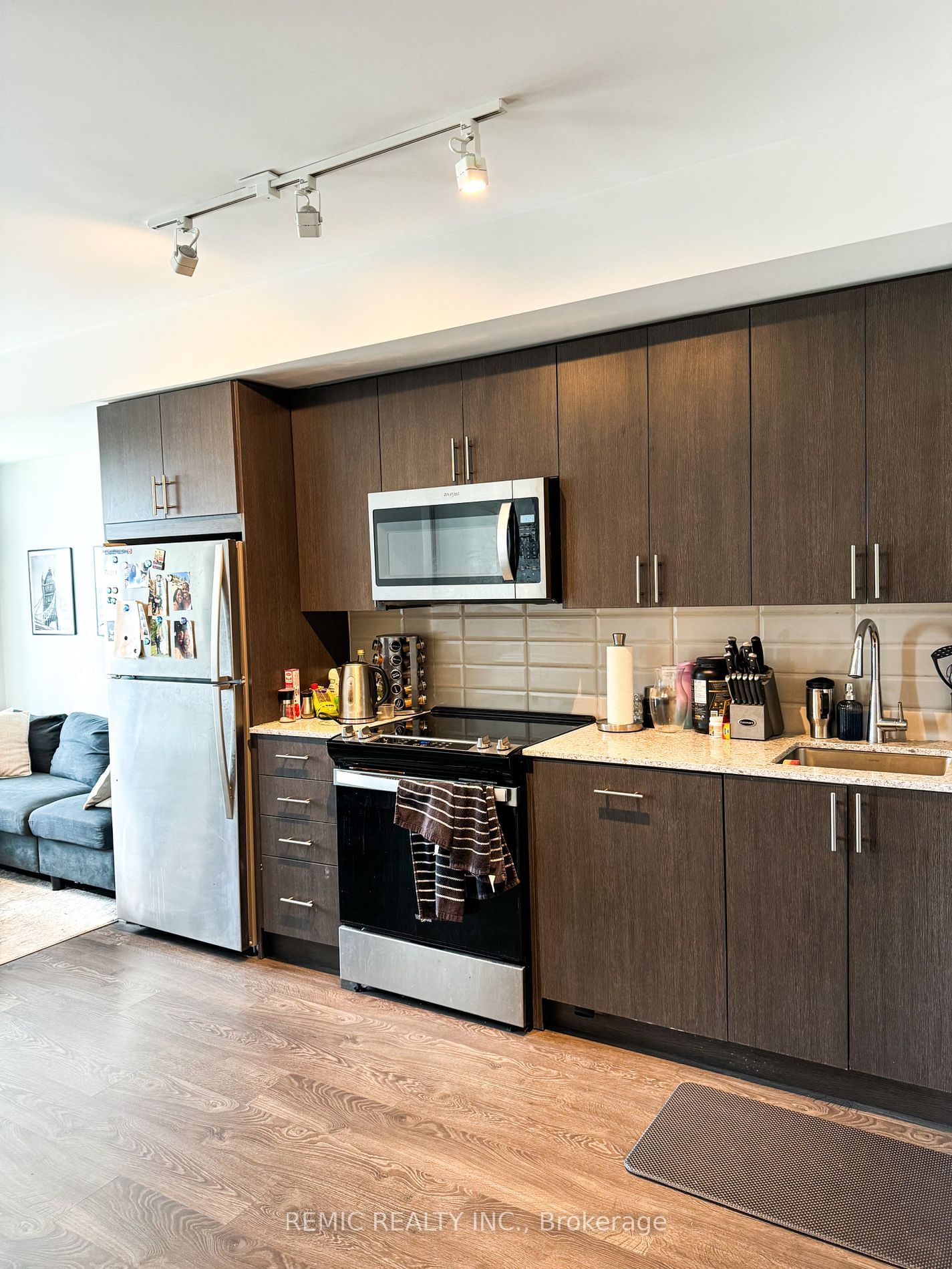 2550 simcoe St N, unit 1215 for sale