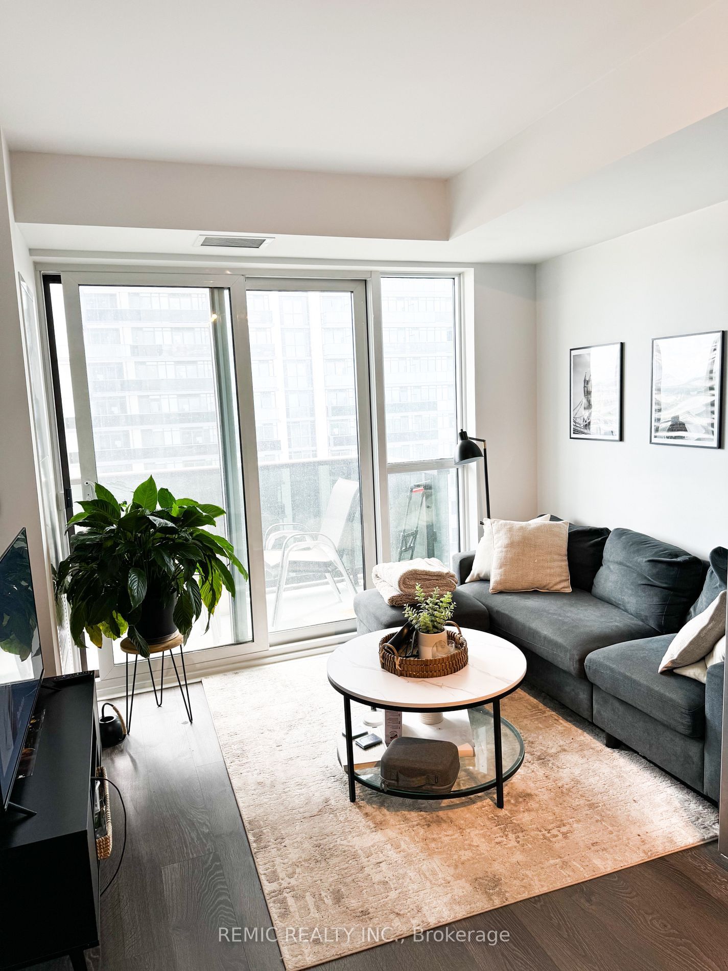 2550 simcoe St N, unit 1215 for sale