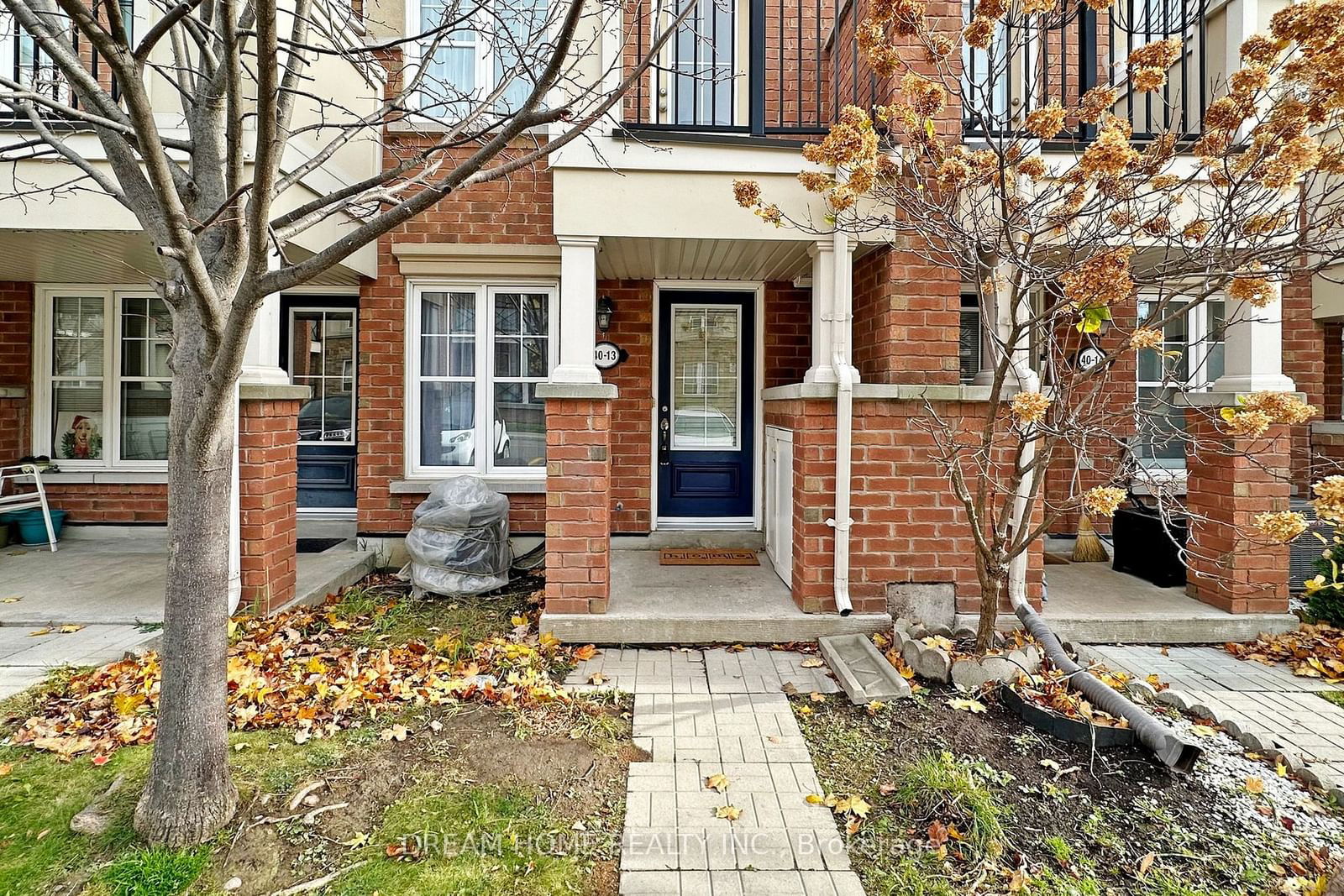 40 Mendelssohn St W, unit 13 for sale