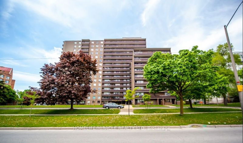 180 Markham Rd, unit 1404 for rent