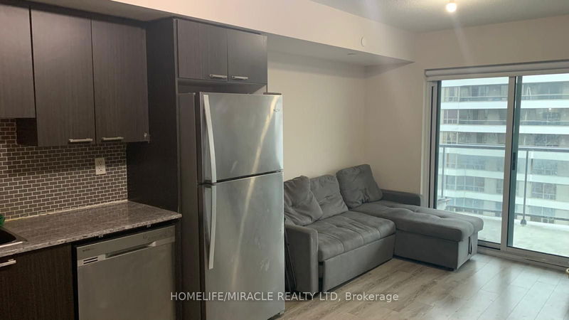 2152 Lawrence Ave E, unit 1105 for rent