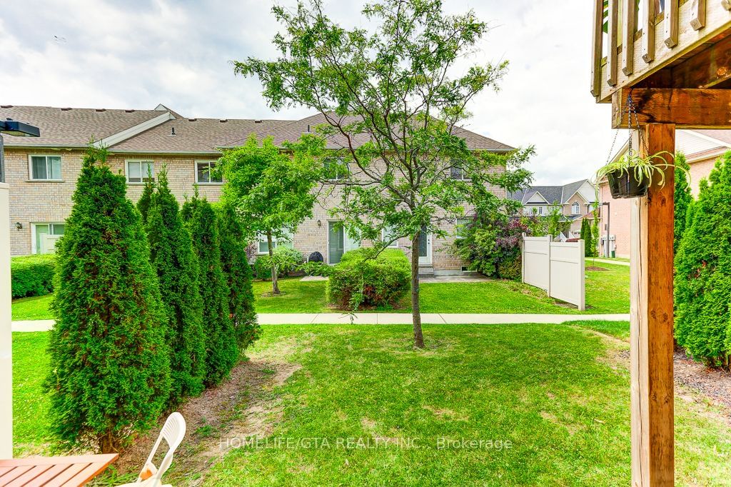 Conlin Village Townhomes, Oshawa, Toronto