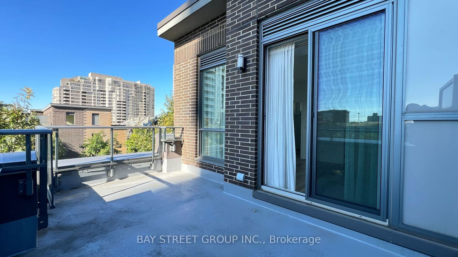 205 Bonis Ave, unit Th1 for sale